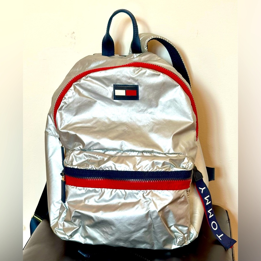 Tommy Hilfiger Leah Dome Backpack Silver/Gold